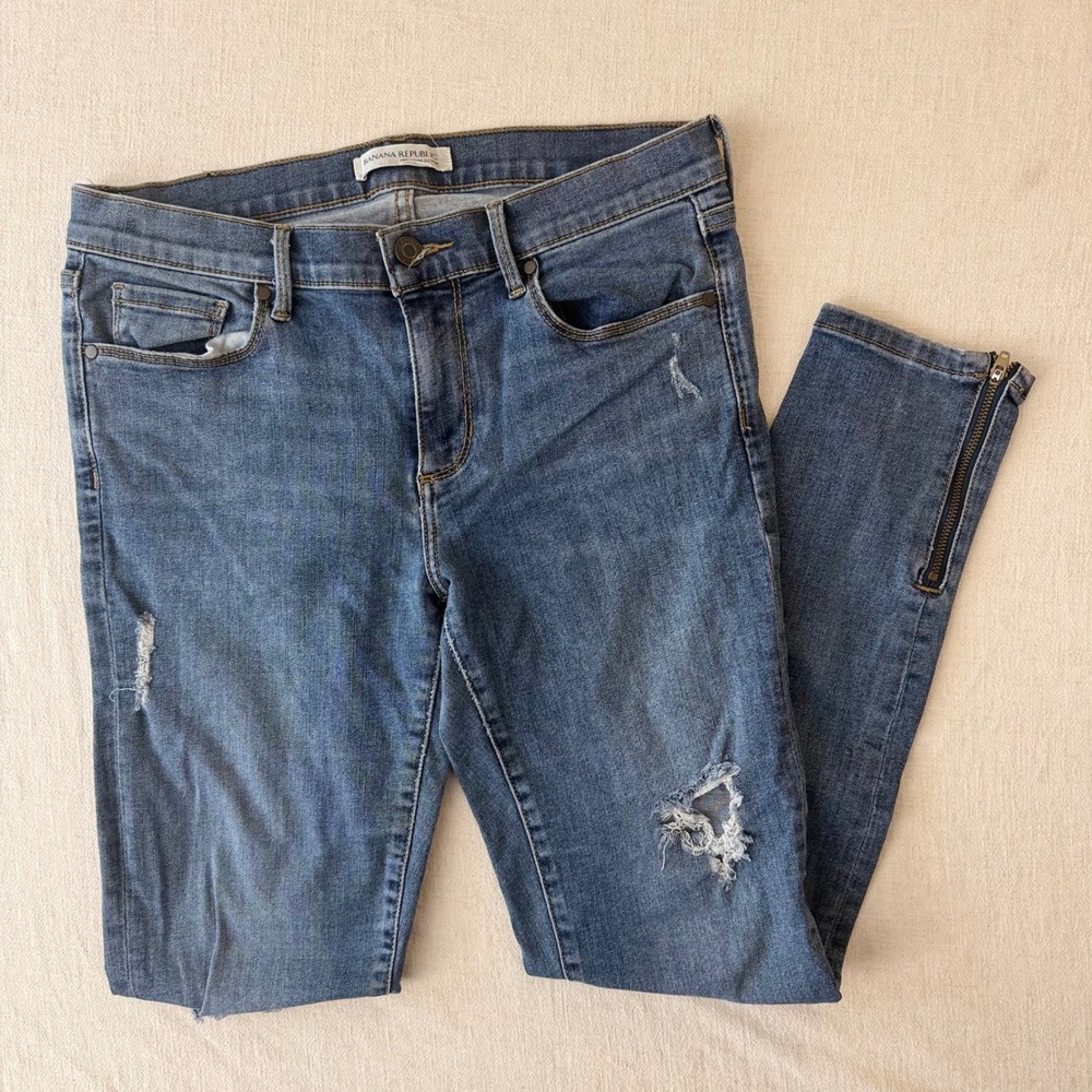 Banana Republic Premium Denim Skinny Ankle Jeans‎ Blue Distressed Ankle Zip 28